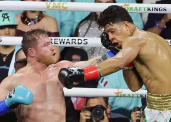 ” It’s Over For ME! ” Canelo Alvarez FORCED To Retire Due To Damage After Jaime Munguia FIGHT.