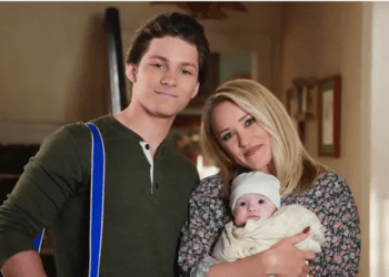 Young Sheldon Stars Open Up About Being A ‘Little Bit Ham’ Switching To A Live Audience For The New Spinoff – NEWS USA